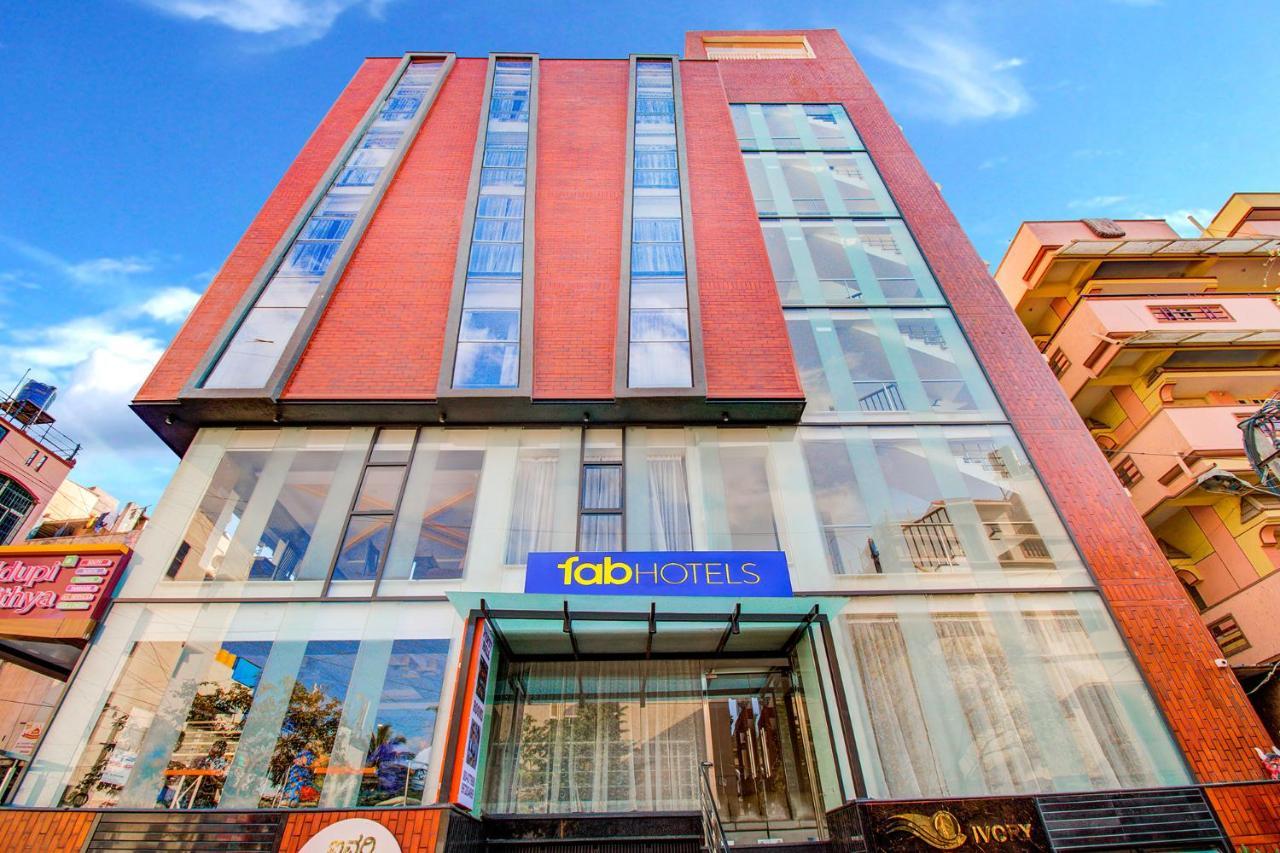 Fabhotel The Royal Suites - Nr Gopalan Innovation Mall Bangalore Bagian luar foto